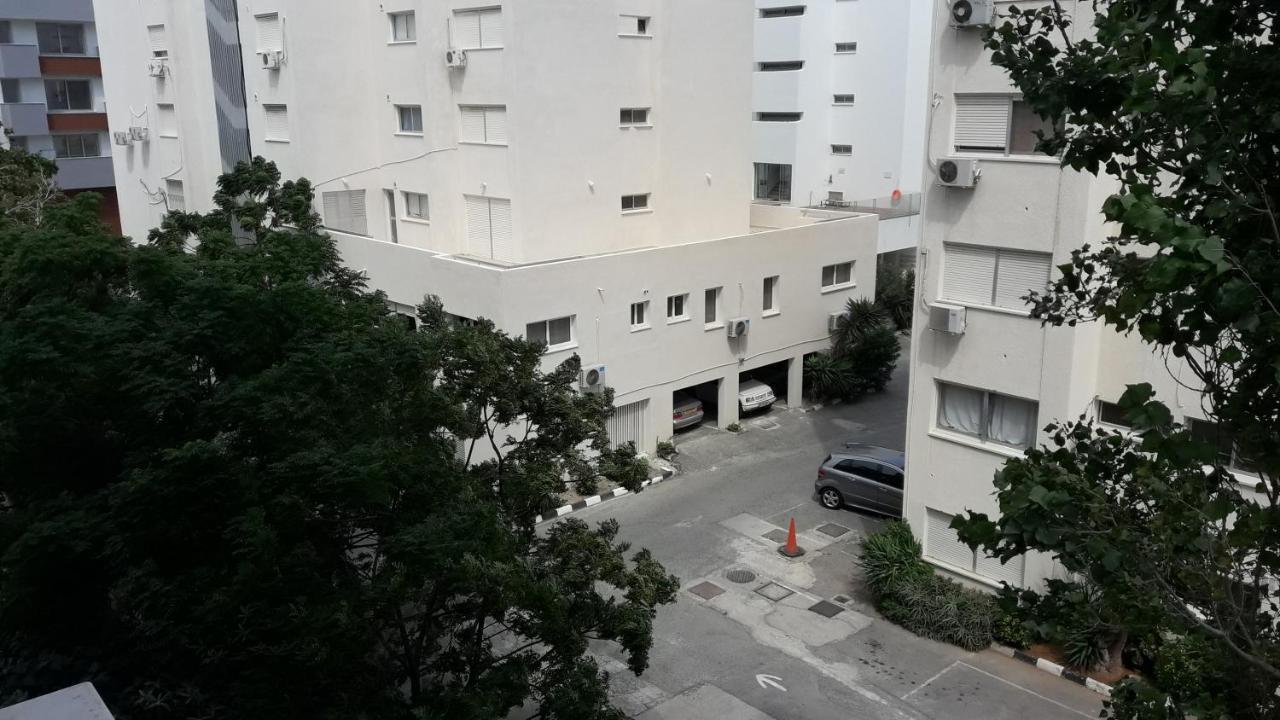 Lca4 Flat For You Apartment Larnaca Luaran gambar