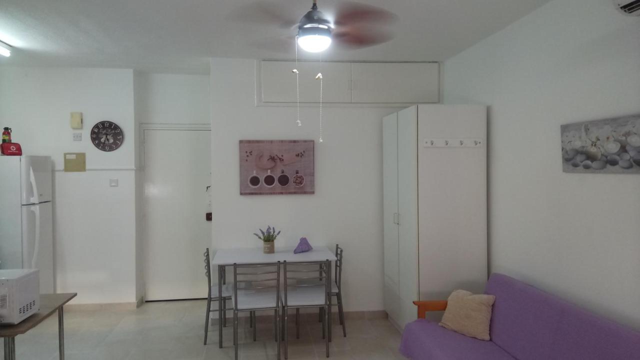 Lca4 Flat For You Apartment Larnaca Luaran gambar