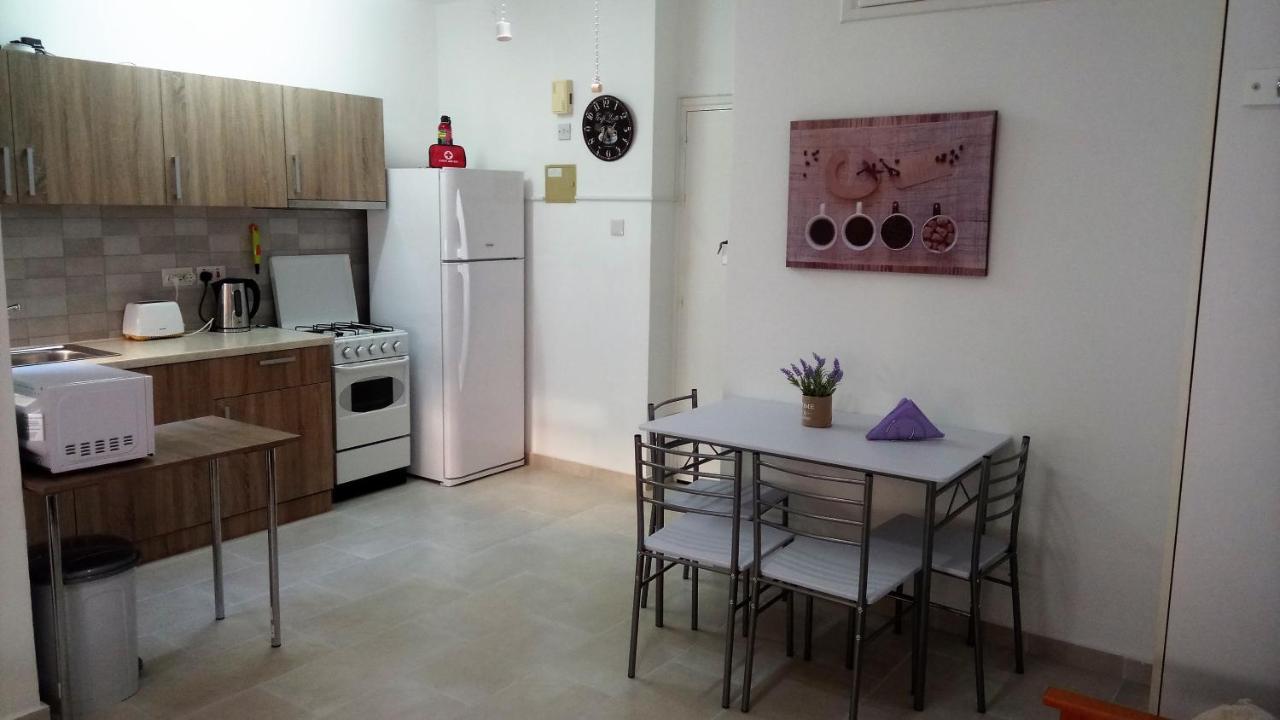 Lca4 Flat For You Apartment Larnaca Luaran gambar