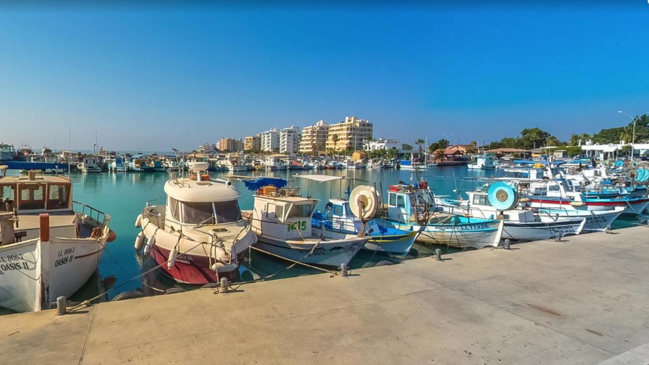 Lca4 Flat For You Apartment Larnaca Luaran gambar